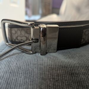 Coach Leather Logo Belt Like New